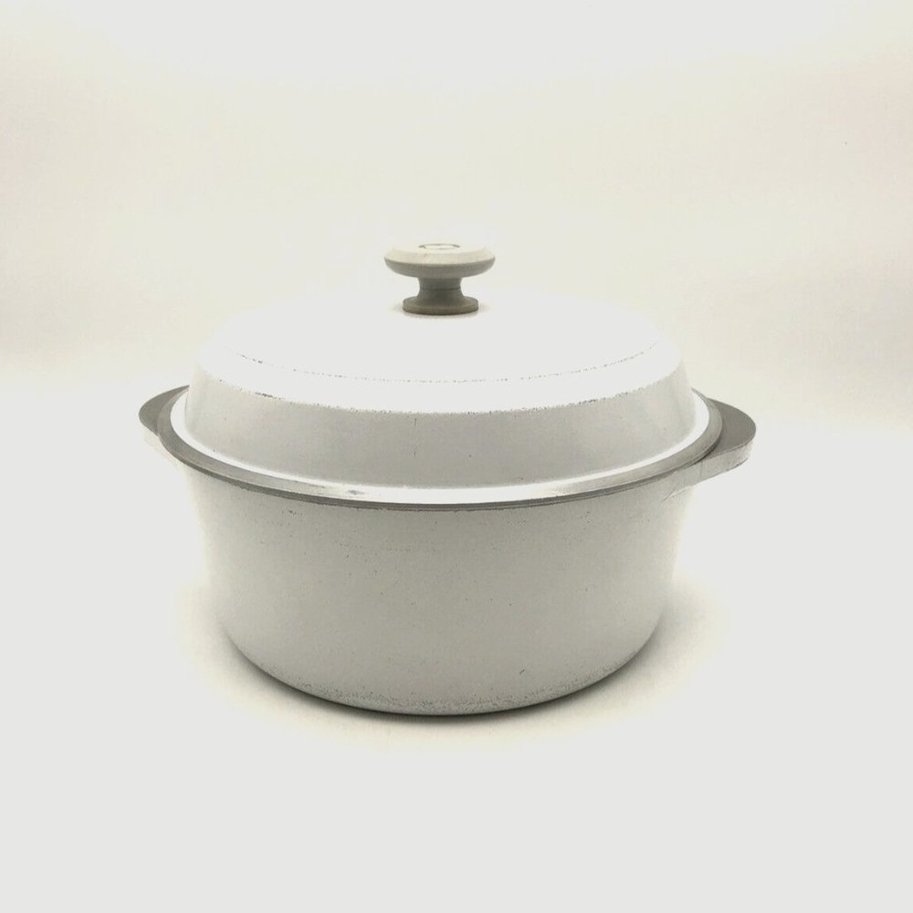 Club Supra Aluminum 4 Quart Dutch Oven w/Lid Sauce Stock Pot Ivory Vintage